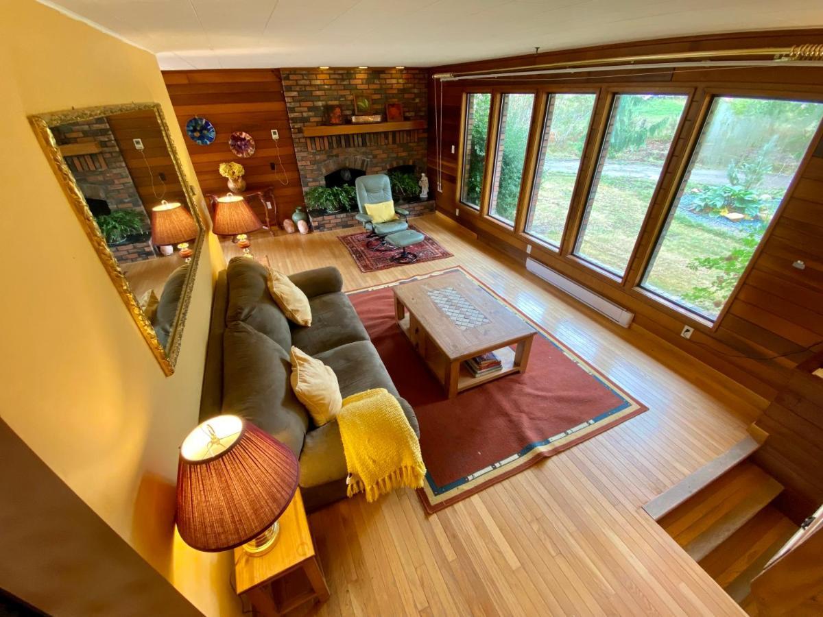 The Country Barn Holiday home Port Alberni